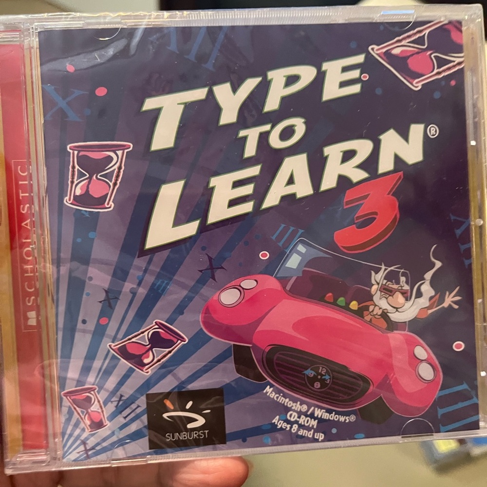 Vintage Scholastic ‘Type to Learn’ CD-ROM - Mac & Windows compatible. Never used